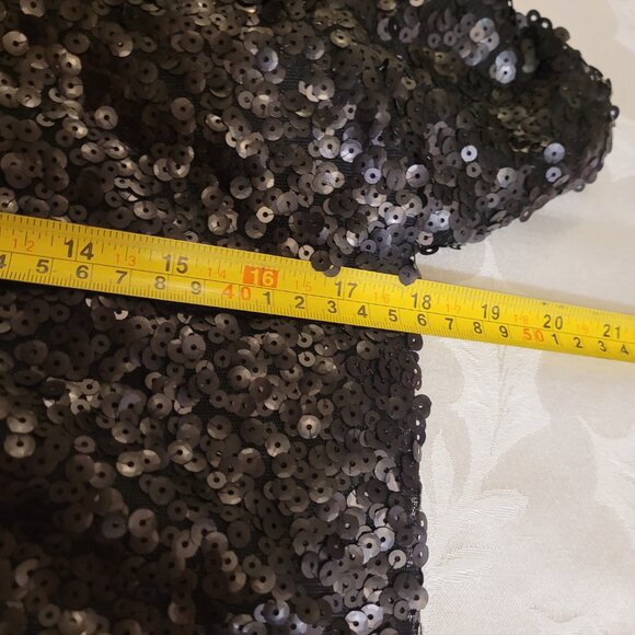 🎉NWT🎉H&M Black Sequenced Short-Sleeved Top - Picture 4 of 5